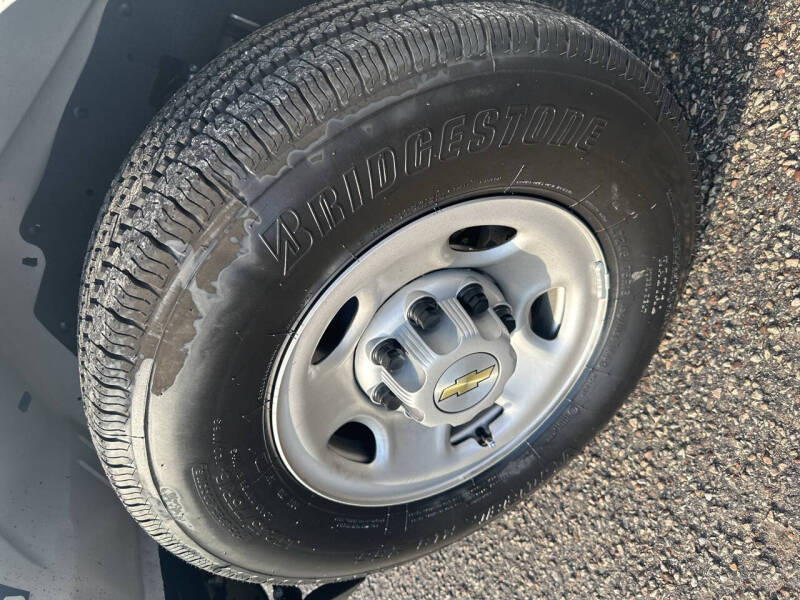 2025 Chevrolet Express 2500