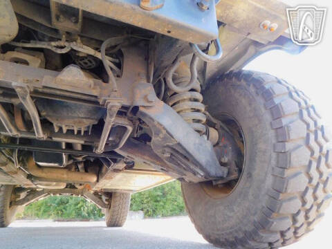 2008 AM General Hummer