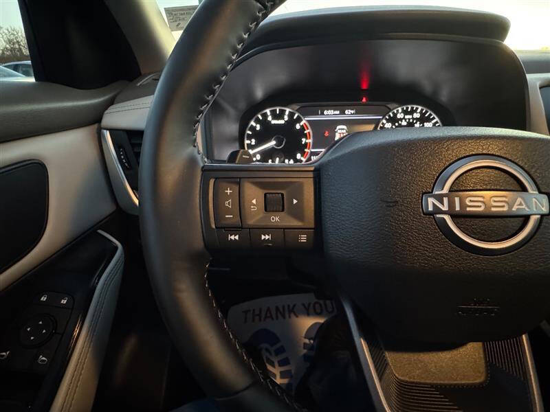 2025 Nissan Rogue SV