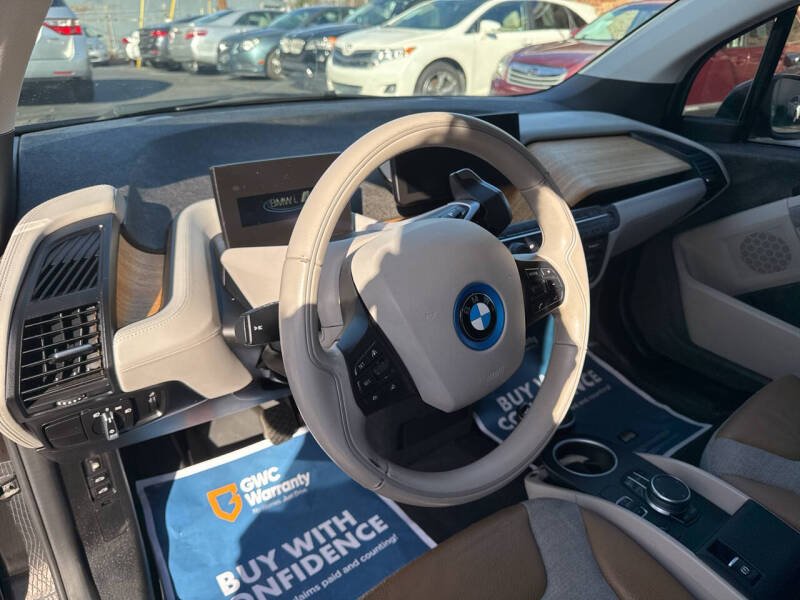 2017 BMW i3 Base photo 23