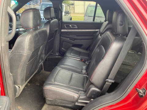 2017 Ford Explorer Sport