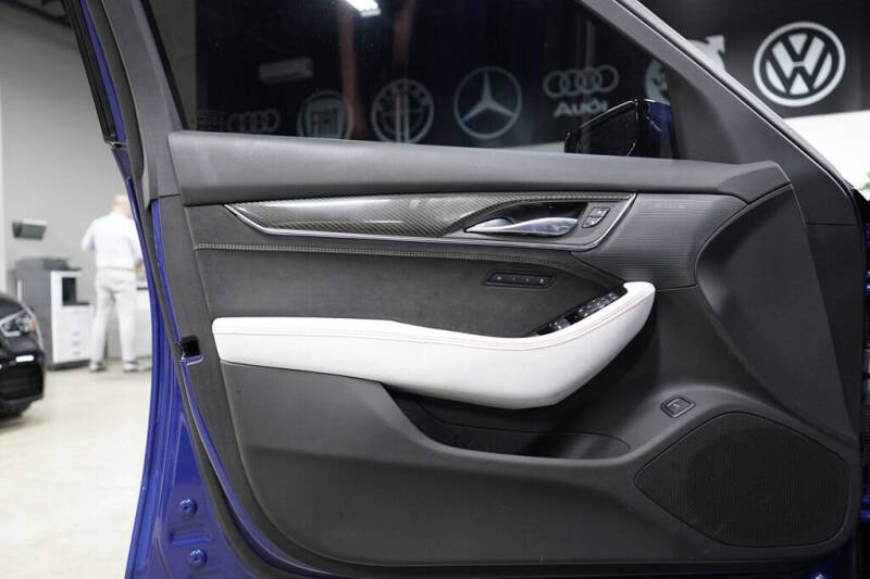 2022 Cadillac CT5-V Blackwing