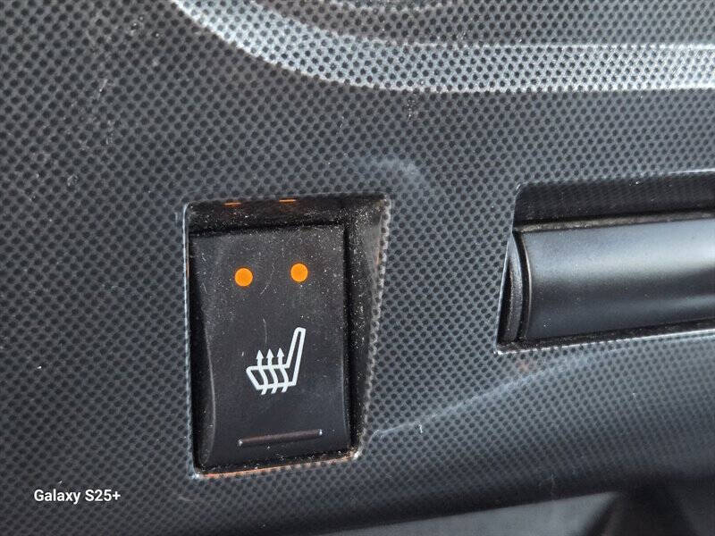 2011 Dodge Challenger SE