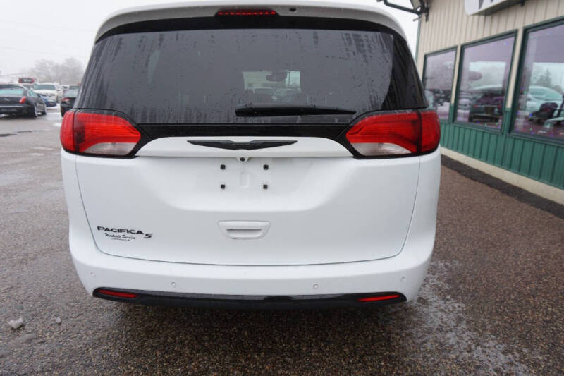 2020 Chrysler Pacifica Touring L Plus