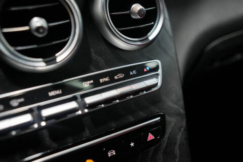 2021 Mercedes-Benz GLC GLC 300