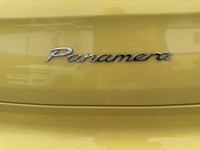 2014 Porsche Panamera 4