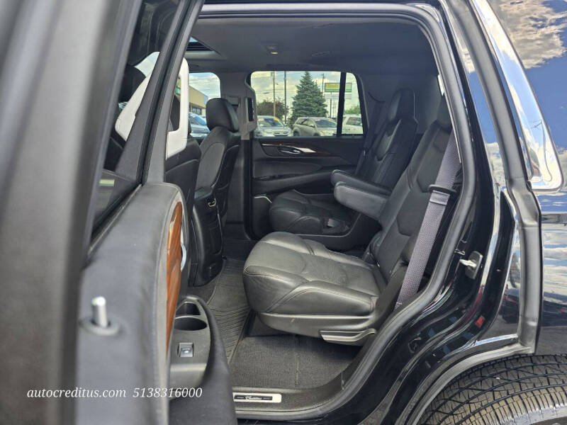 2017 Cadillac Escalade Luxury