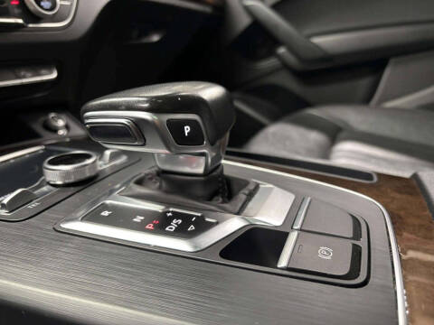 2018 Audi Q5 2.0T quattro Premium Plus