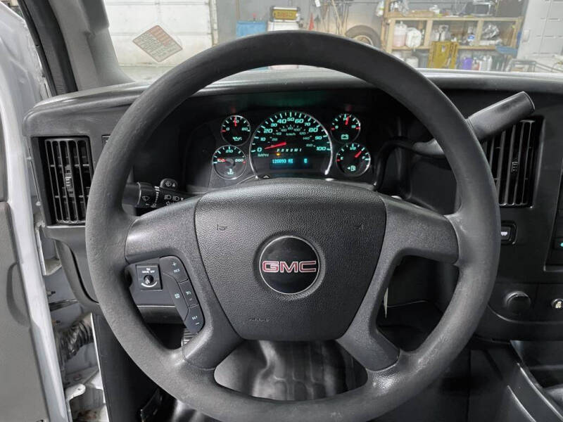2017 GMC Savana 3500