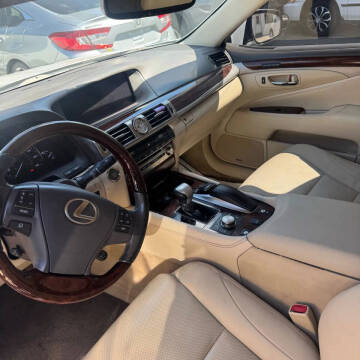 2014 Lexus LS 460
