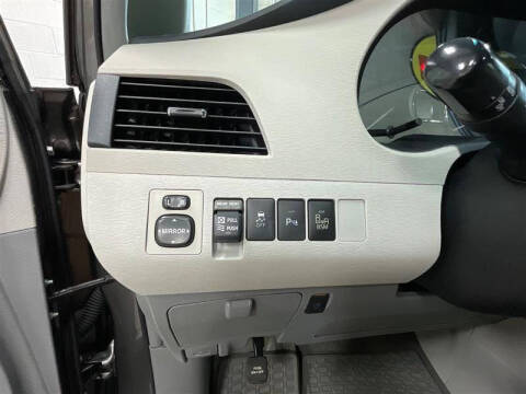 2014 Toyota Sienna