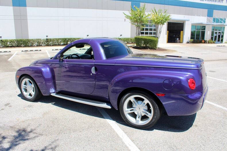 2004 Chevrolet SSR LS