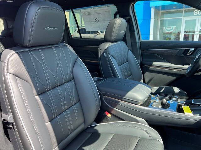 2026 Buick Enclave Avenir