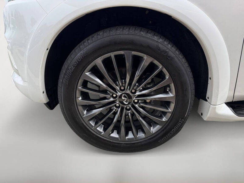 2024 Infiniti QX80 Premium Select