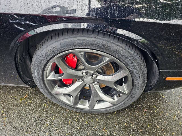 2015 Dodge Challenger SXT