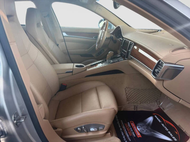2012 Porsche Panamera