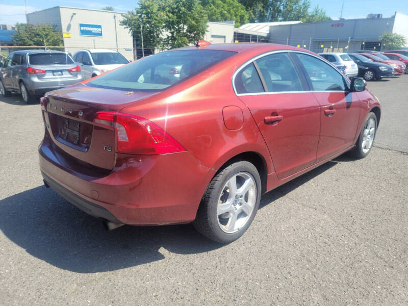 2013 Volvo S60 T5 Premier