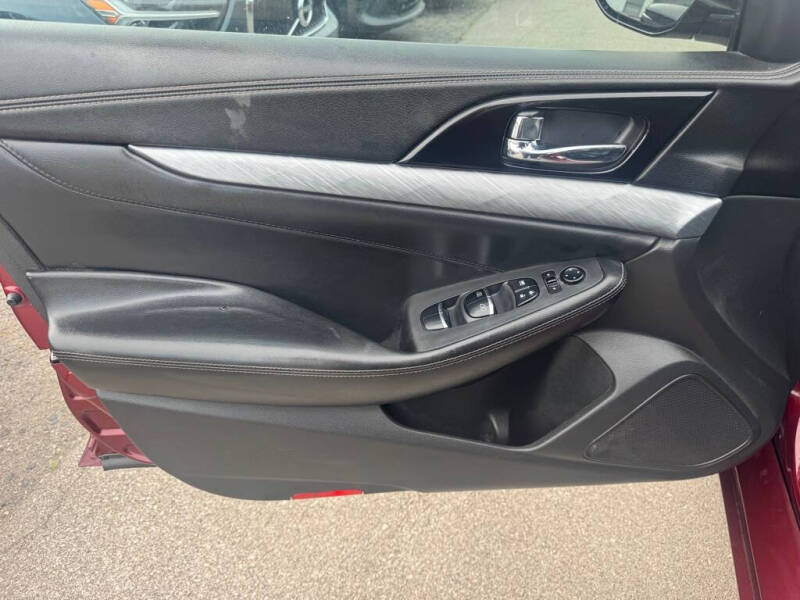 2017 Nissan Maxima