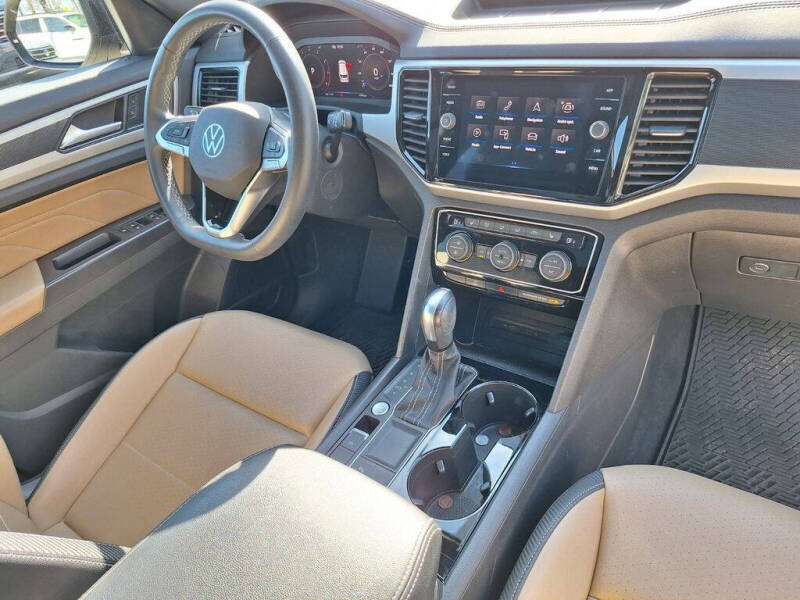 2022 Volkswagen Atlas Cross Sport V6 SE