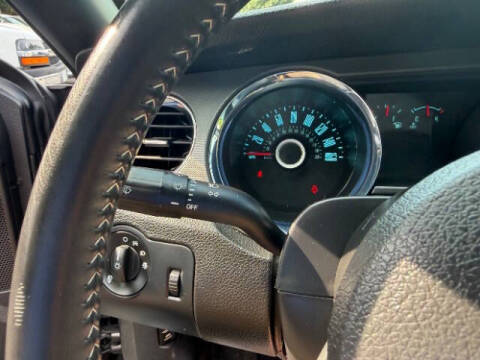 2014 Ford Mustang V6