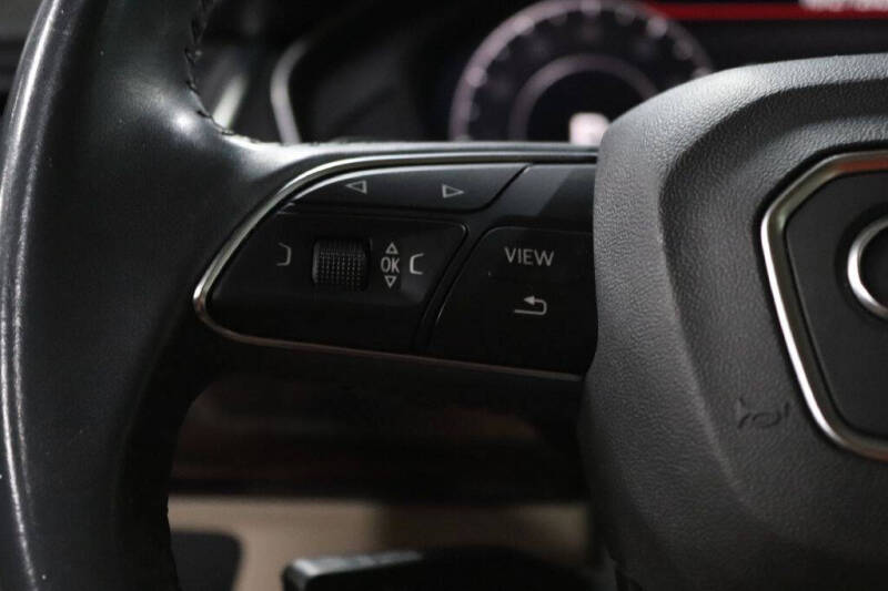 2020 Audi Q5 quattro Premium Plus 45 TFSI