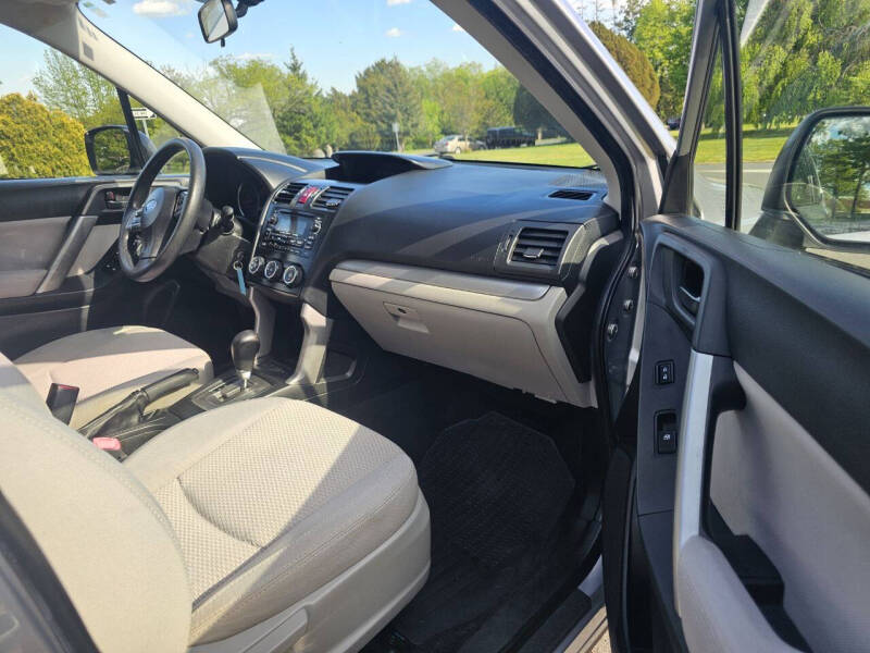 2014 Subaru Forester 2.5i