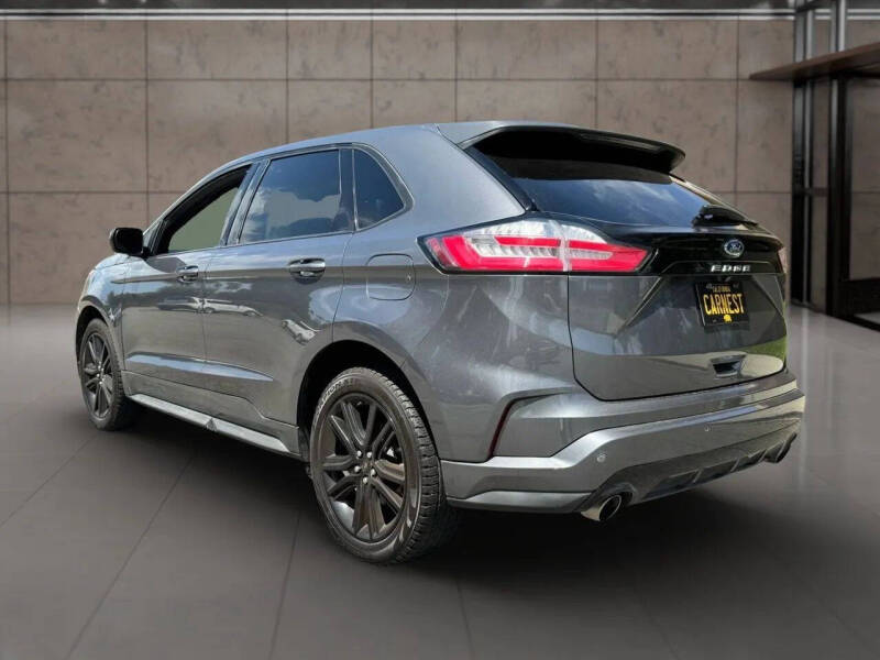 2021 Ford Edge