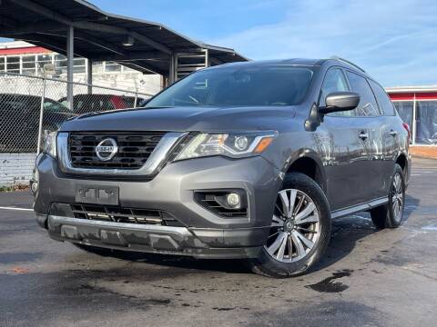 2017 Nissan Pathfinder for sale at MAGIC AUTO SALES in Little Ferry NJ