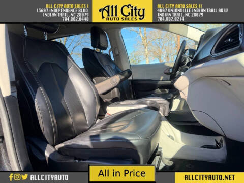 2020 Chrysler Voyager LXi