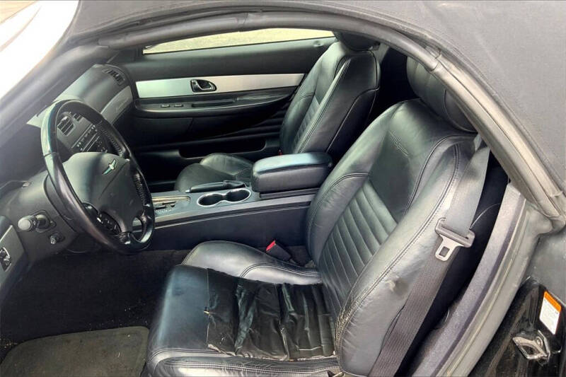 2003 Ford Thunderbird