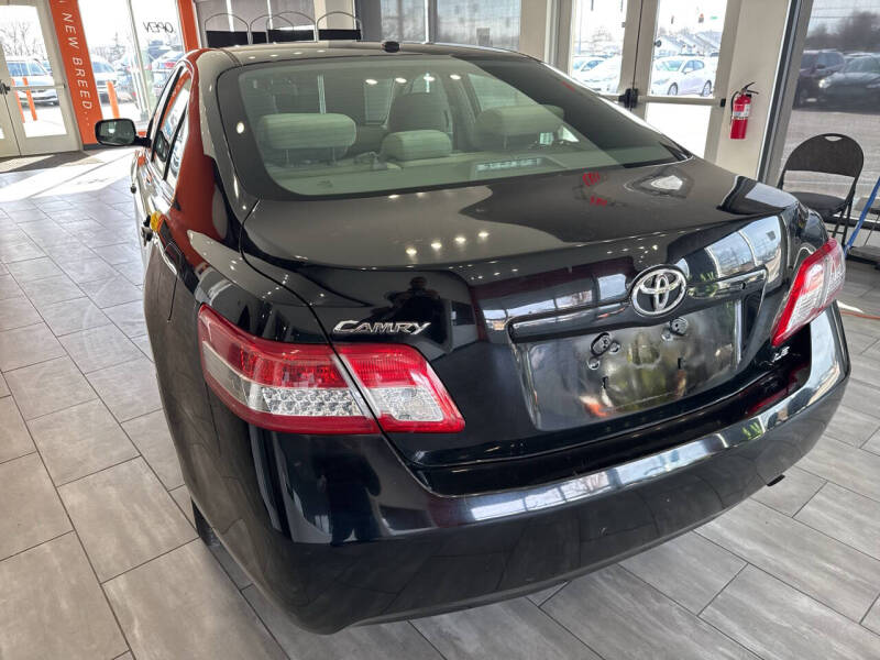 2010 Toyota Camry LE