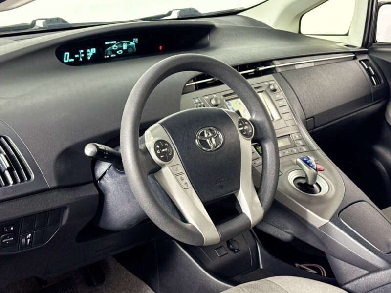 2015 Toyota Prius Three