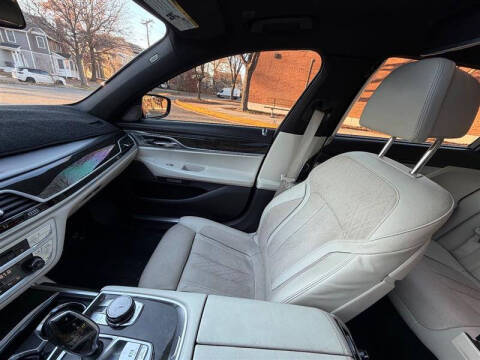 2016 BMW 7 Series 740i