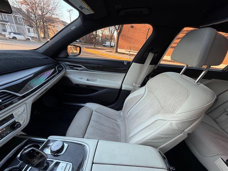 2016 BMW 7 Series 740i