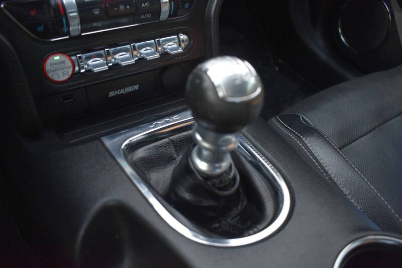 2016 Ford Mustang EcoBoost Premium