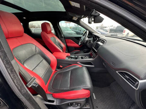 2017 Jaguar F-PACE S