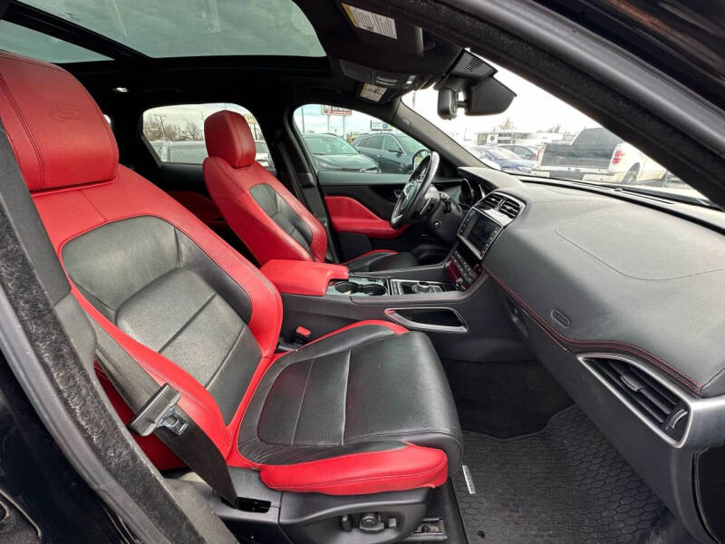 2017 Jaguar F-PACE S