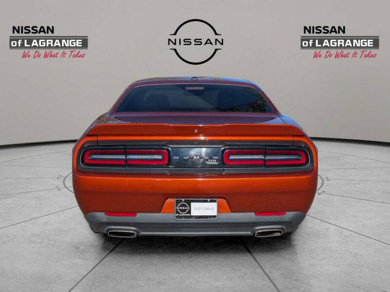 2021 Dodge Challenger SXT