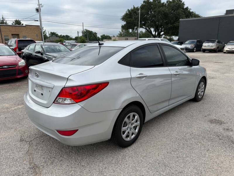 2014 Hyundai Accent GLS