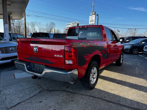 2016 RAM 1500 SLT