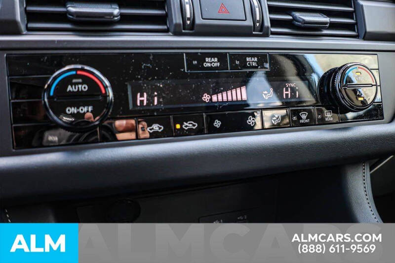 2025 Nissan Pathfinder S