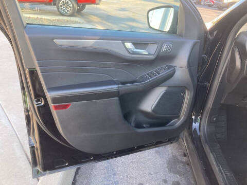 2021 Ford Escape Hybrid Titanium