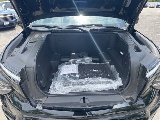 2025 Chevrolet Silverado EV RST