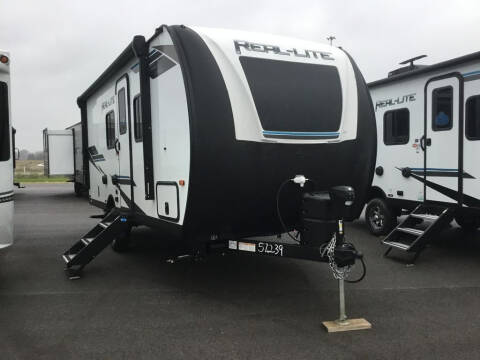 2022 Palomino PAT186