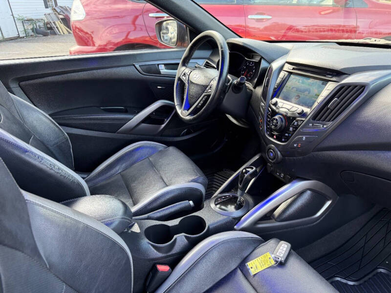 2016 Hyundai Veloster Turbo