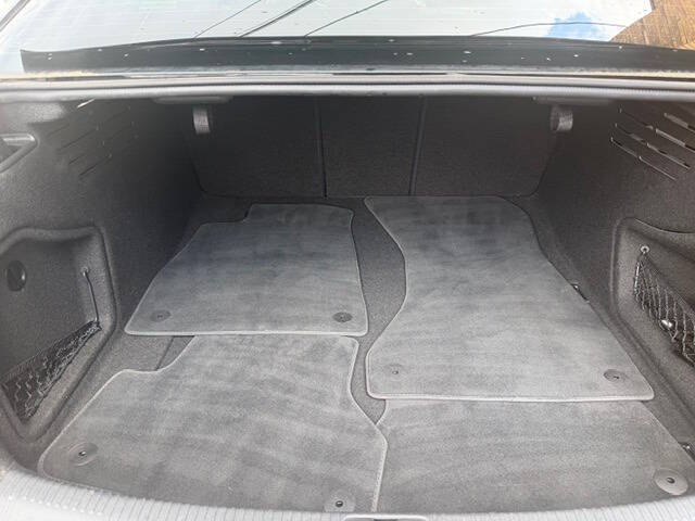 2017 Audi A4 2.0T quattro Premium Plus