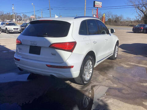 2016 Audi Q5 2.0T quattro Premium Plus