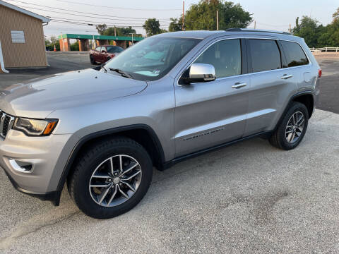 2018 Jeep Grand Cherokee for sale at Phil Giannetti Motors in Brownsville PA
