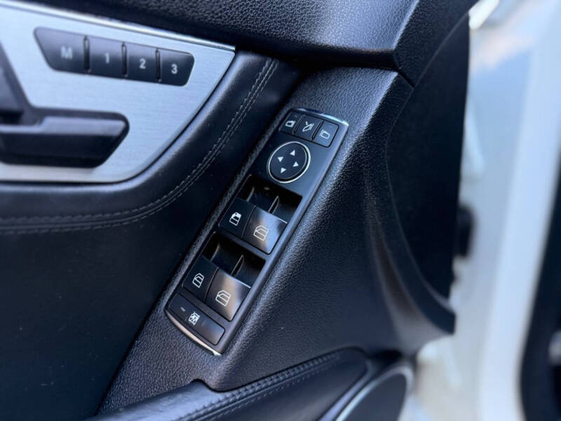 2008 Mercedes-Benz C-Class C 63 AMG