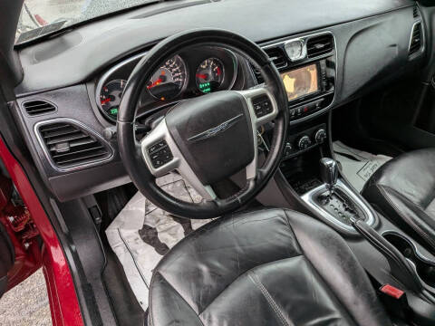 2012 Chrysler 200 Limited